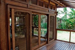 Paia Ohana Eco Home Outside doors