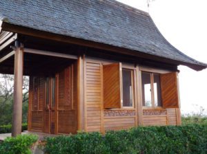 Kaupo Cottage Eco Home Outside View